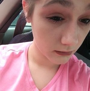 Meet your Posher, Nora